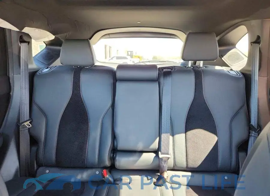 5J8TC2H84PL003519# 10