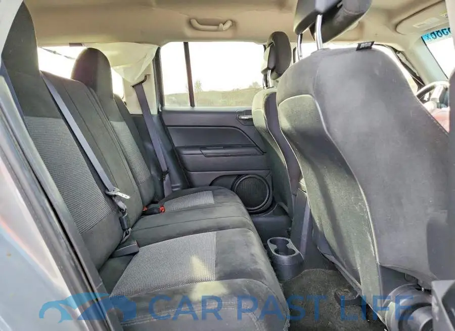 1C4NJRBB6HD196441# 11