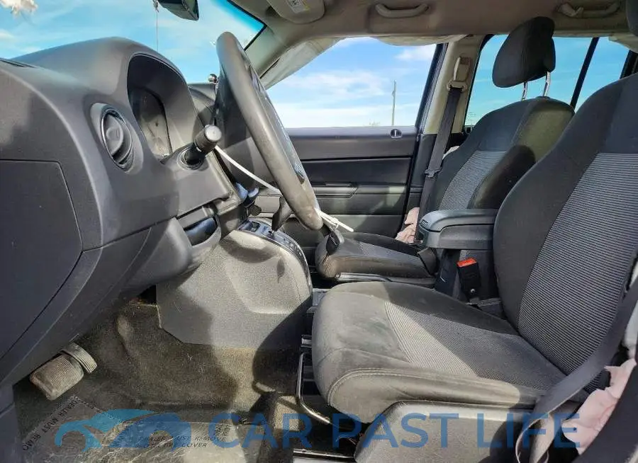 1C4NJRBB6HD196441# 7