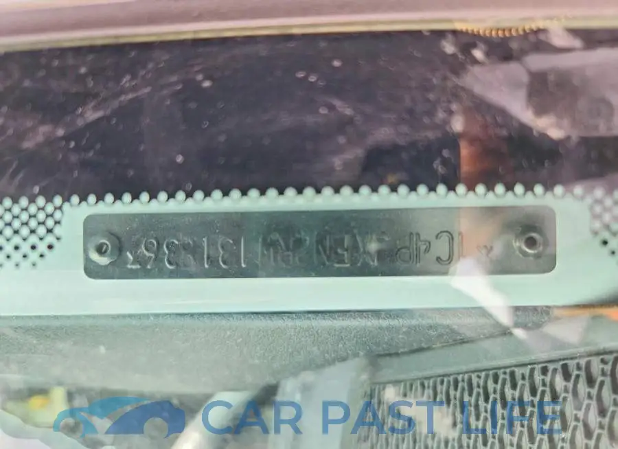 1C4PJXFN2RW131836# 12