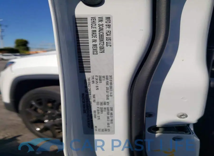 3C4NJCBB8NT210679# 12