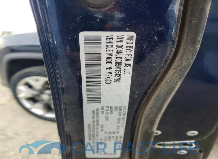 3C4NJDCB5MT542792# 12
