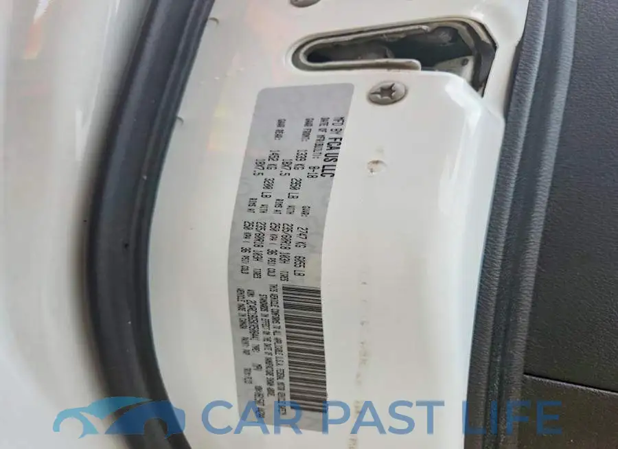 2C4RC1BG5KR508441# 13
