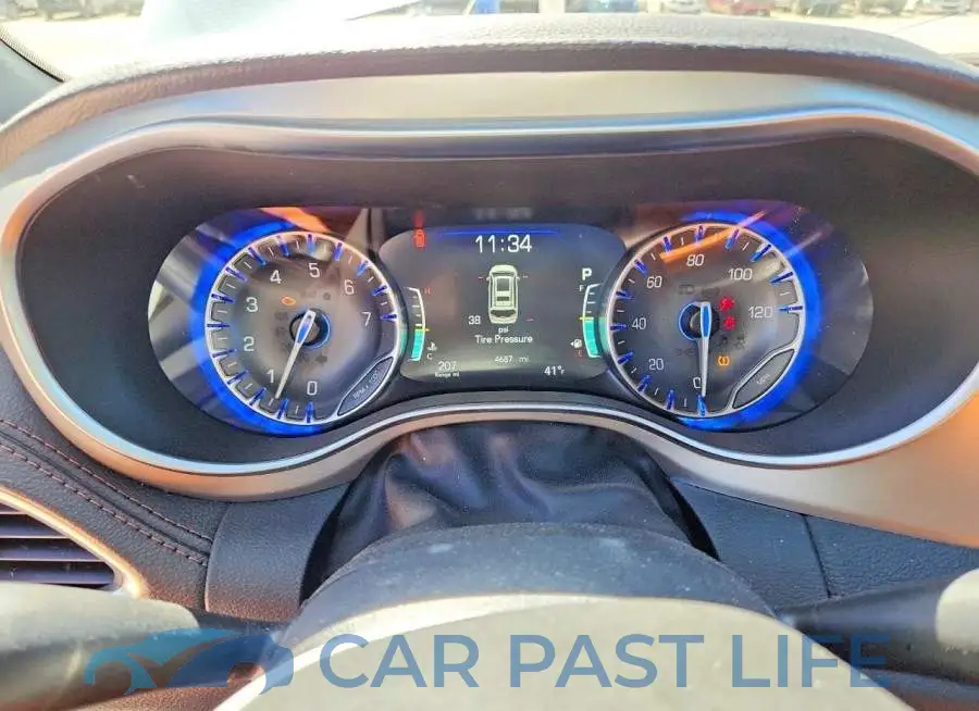 2C4RC1PG2TR170877# 9