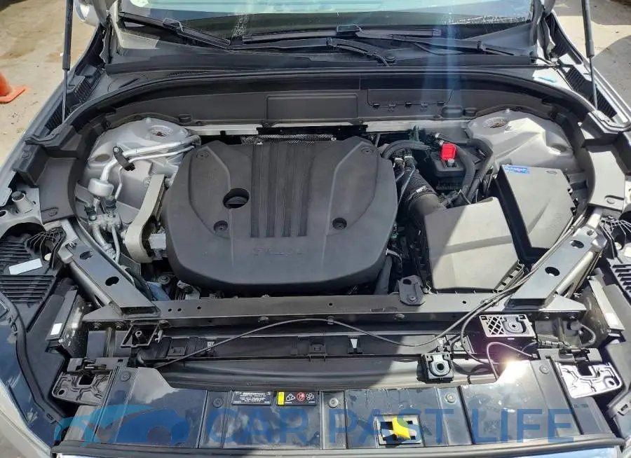 YV4L12RNXP1194963# 12