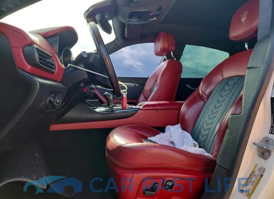 ZN661XUL2HX245579# 7