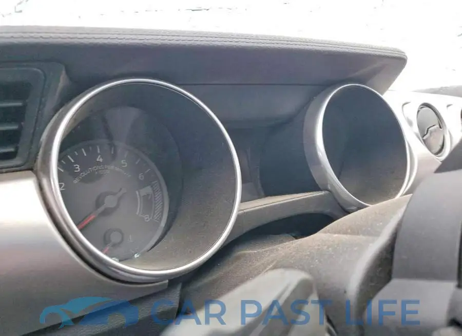 1FATP8UH6K5170995# 9