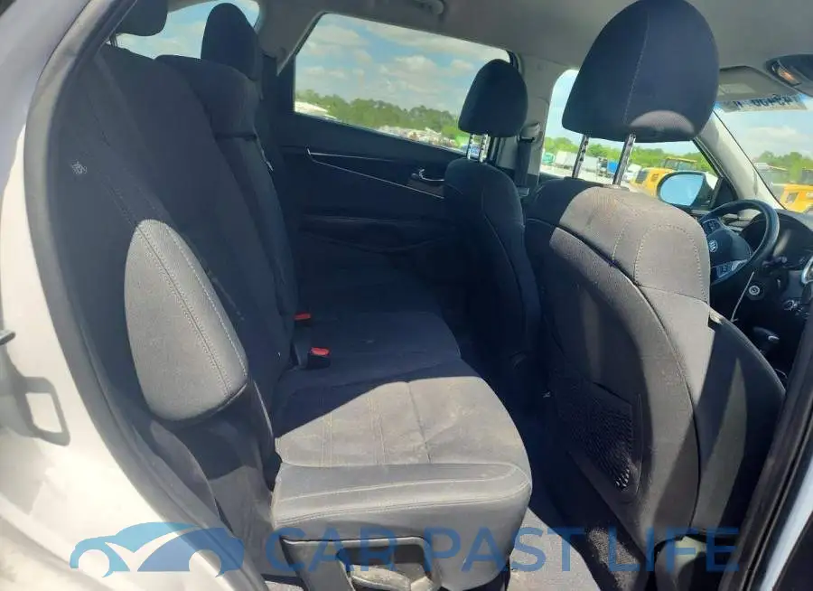 5XYPG4A51LG632256# 11