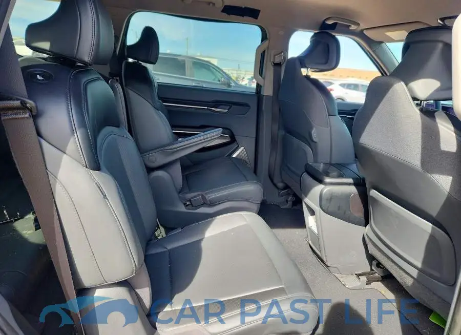 KNDAB5S14R6042019# 11