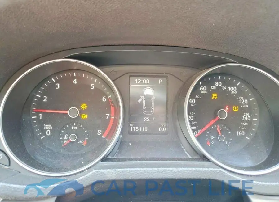 1VWDT7A33HC042177# 9