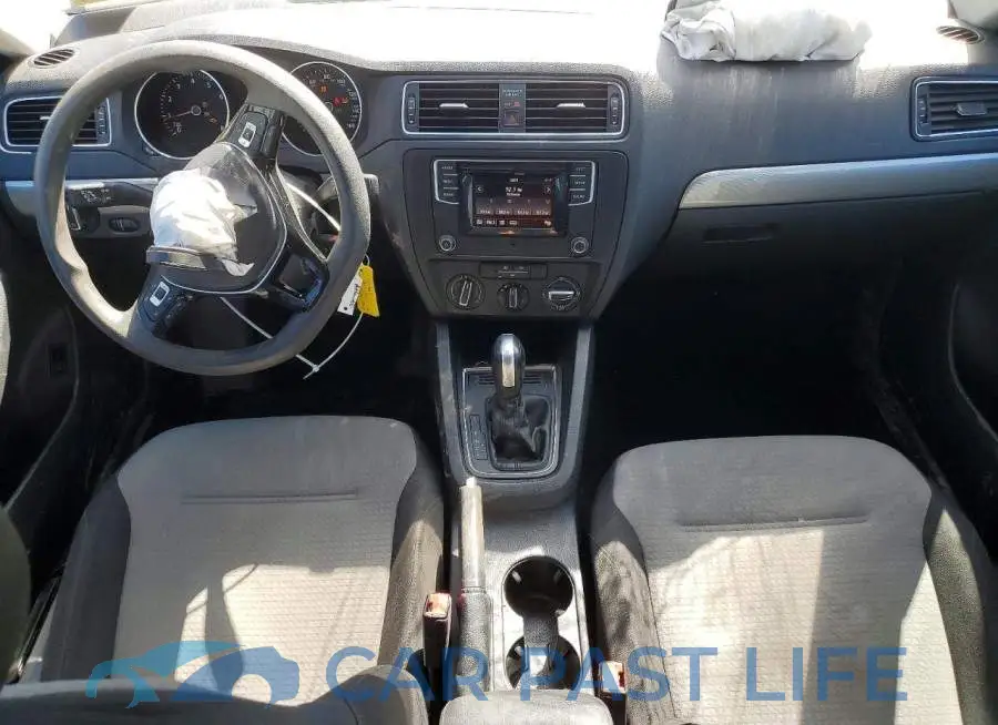 3VW2B7AJ1JM224991# 8