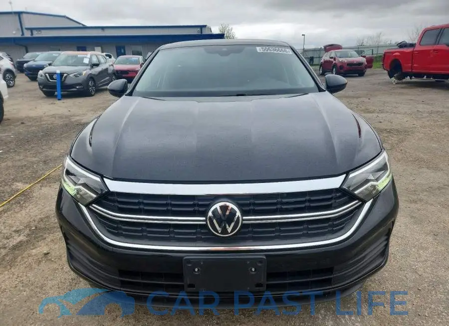 3VW5M7BU8RM057587# 5