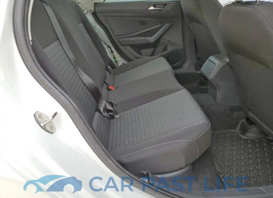 3VW5W7BU2TM022190# 10