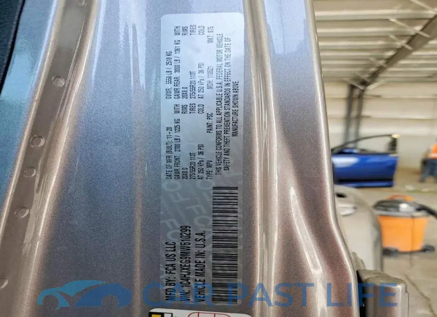 1C4HJXEG9MW610299# 12