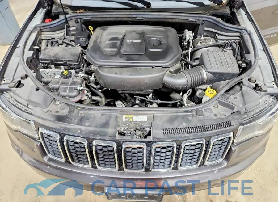 1C4RJFBG2HC882669# 12