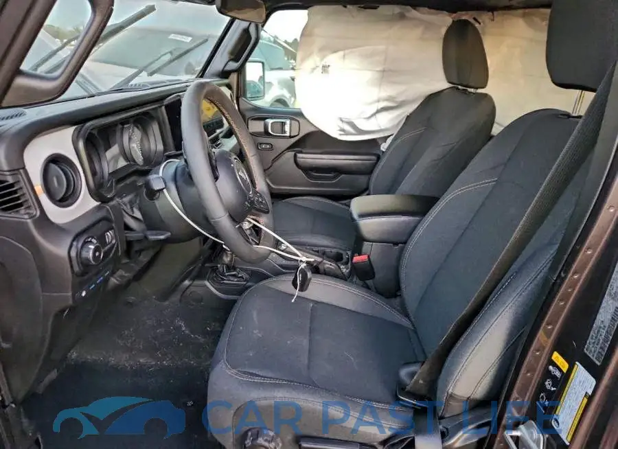 1C4RJXN60RW197174# 7