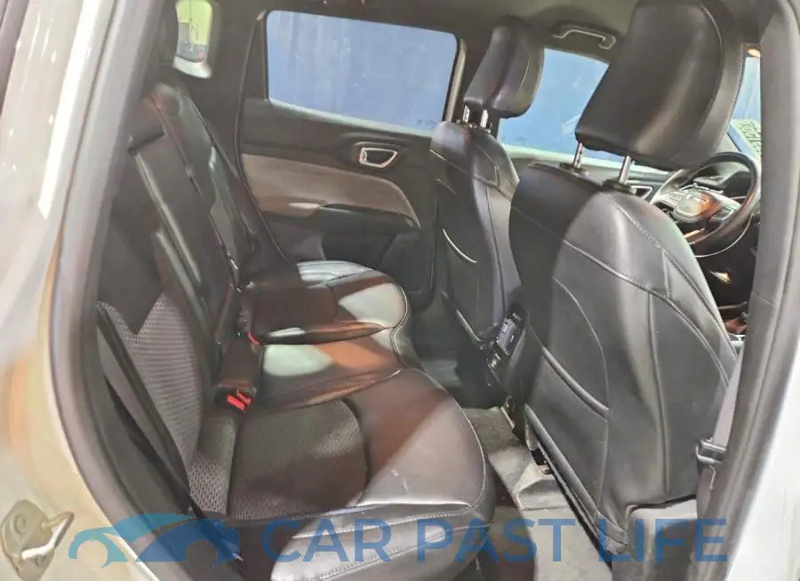 3C4NJDBN6PT562095# 11