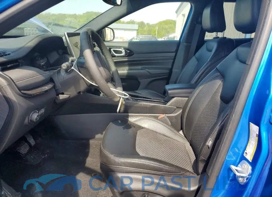 3C4NJDBN9RT101461# 7