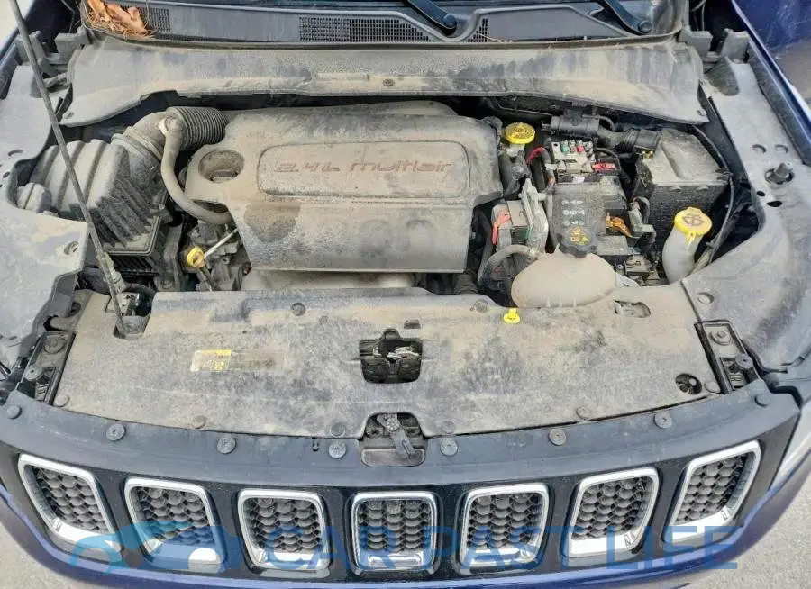 3C4NJDCB3LT151932# 11