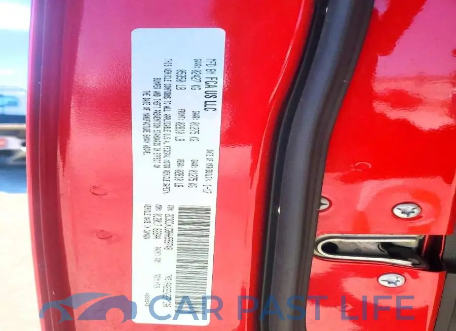 2C3CDXJG8HH559748# 12