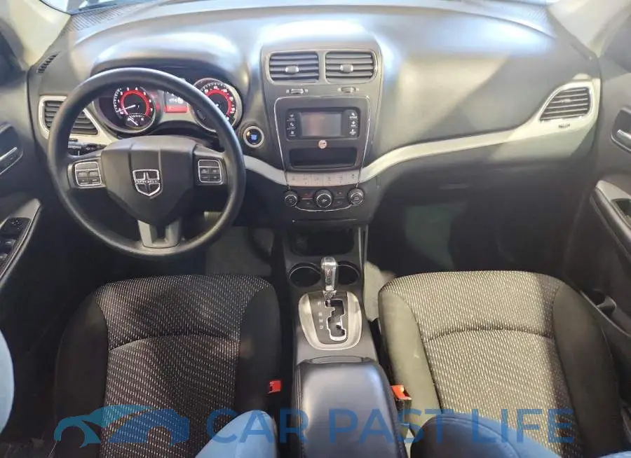 3C4PDCAB8LT270489# 8