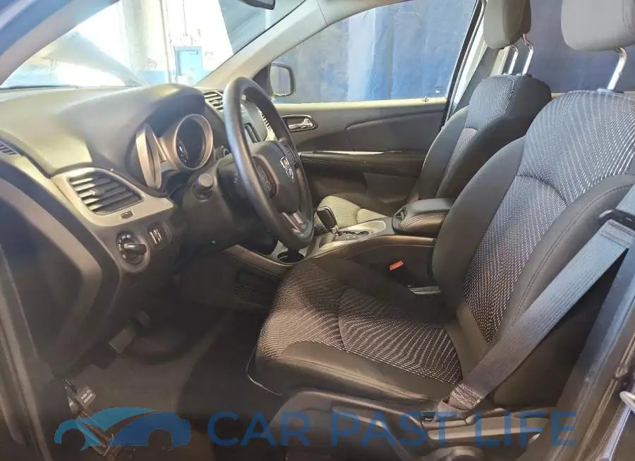 3C4PDCAB8LT270489# 7