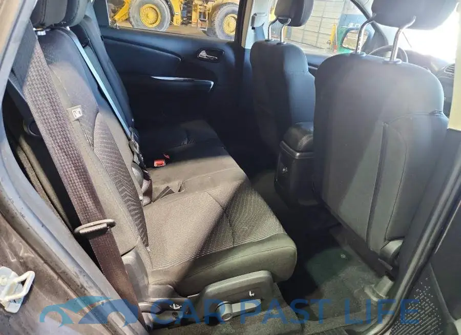 3C4PDCAB8LT270489# 11