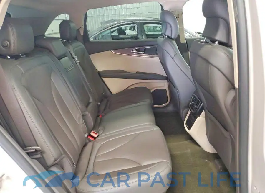 2LMPJ8LP5KBL61115# 11