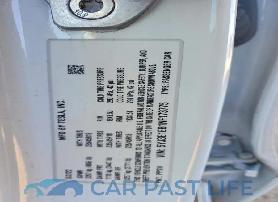 5YJ3E1EB1NF173775# 12