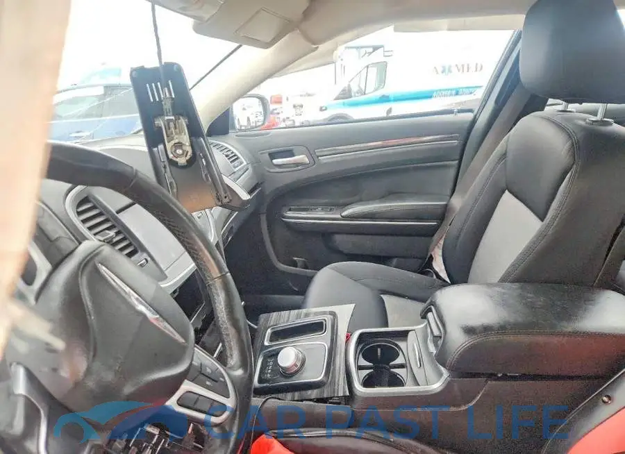 2C3CCAAG3KH700930# 7