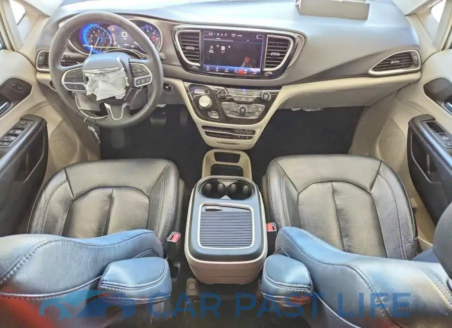2C4RC1BG5NR179261# 8