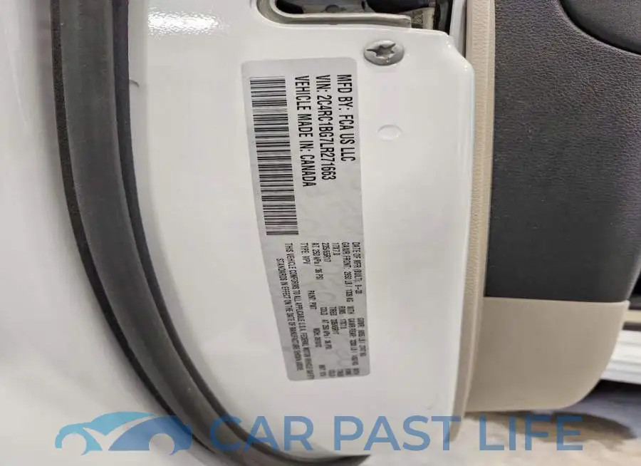 2C4RC1BG7LR271663# 14