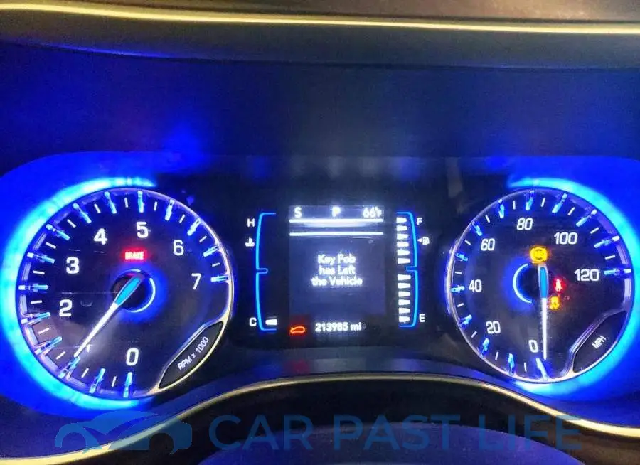 2C4RC1DG7MR508635# 9