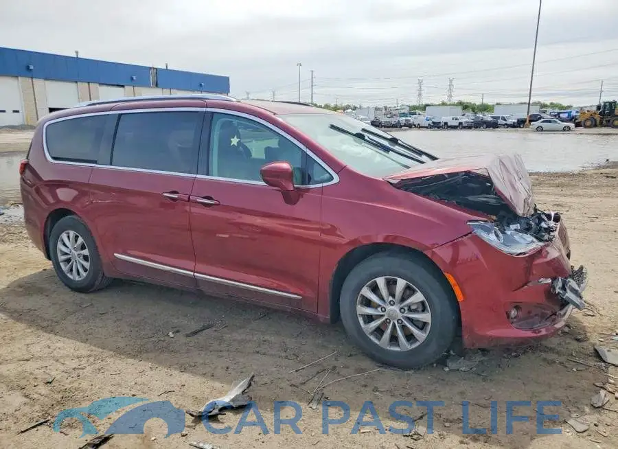 2C4RC1EG6JR104154# 4