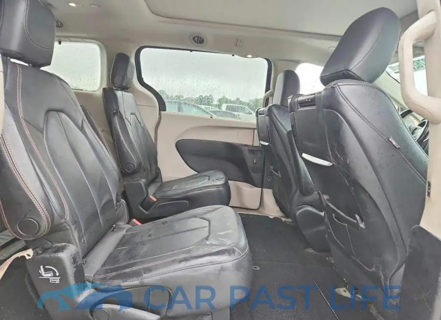 2C4RC1EG7JR101425# 11