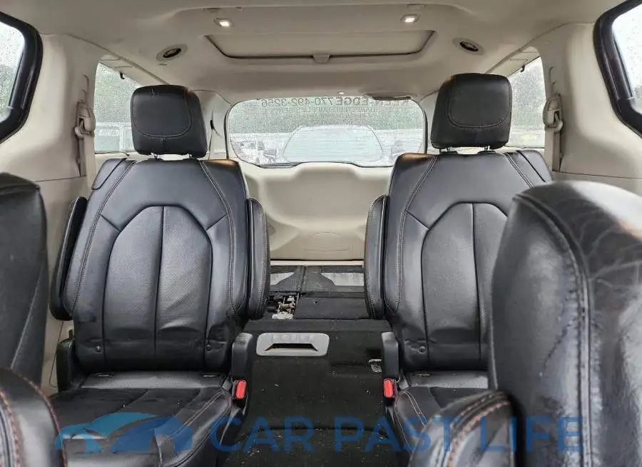 2C4RC1EG7JR101425# 10