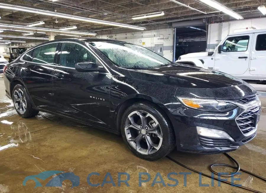 1G1ZD5ST4NF132370# 4