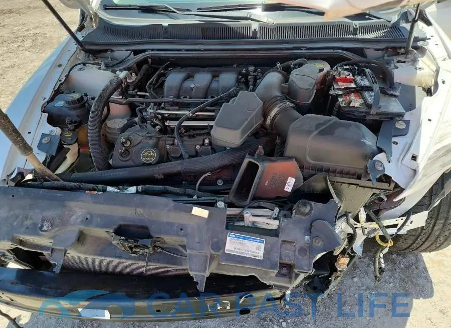 1FAHP2F83KG109463# 11