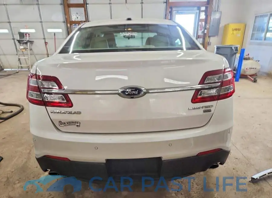 1FAHP2F87KG109529# 6