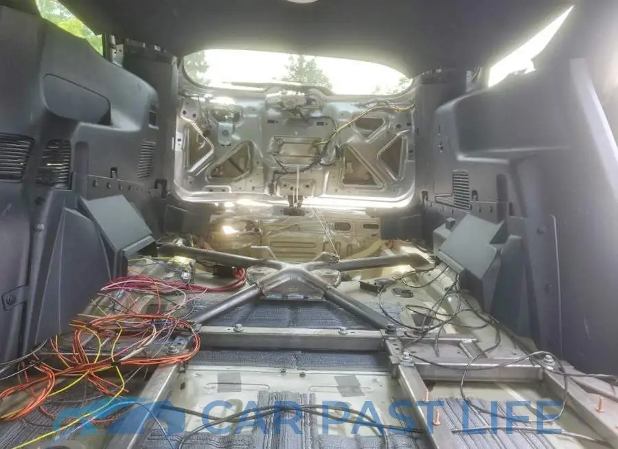 1FM5K8AC2RGA62507# 10