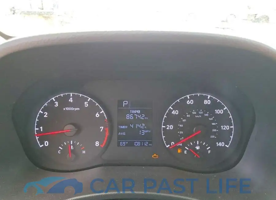 3KPC24A37JE012629# 9