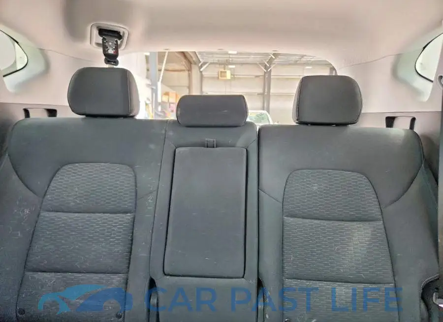 KM8J3CALXLU109807# 10