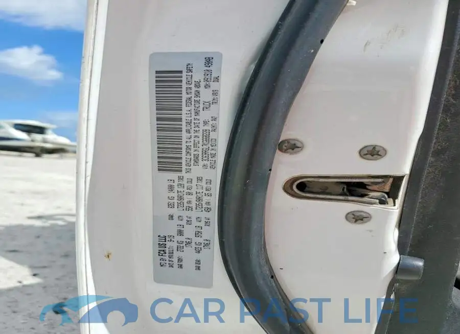 3C63RRGL7KG668228# 10