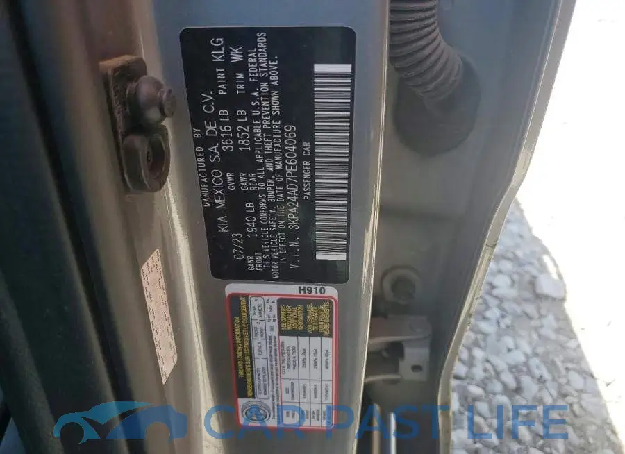 3KPA24AD7PE604069# 12