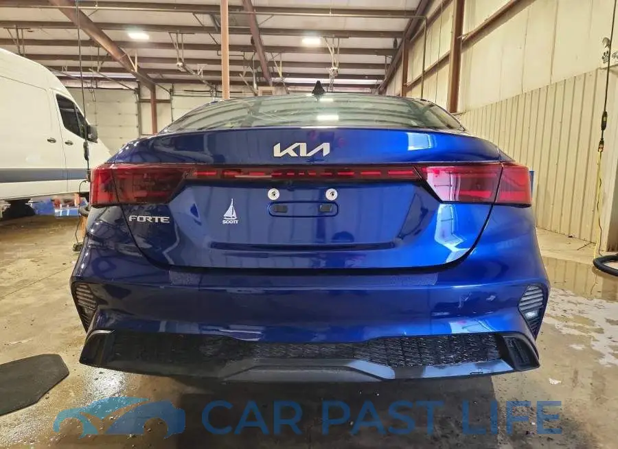 3KPF24AD1PE598579# 6