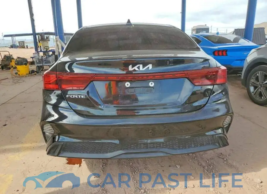 3KPF24AD6RE802490# 6