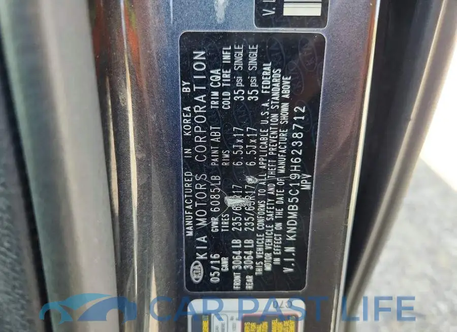 KNDMB5C19H6238712# 13