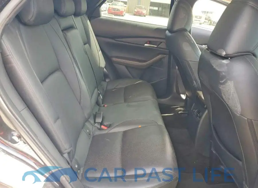3MVDMBDM6RM664052# 11