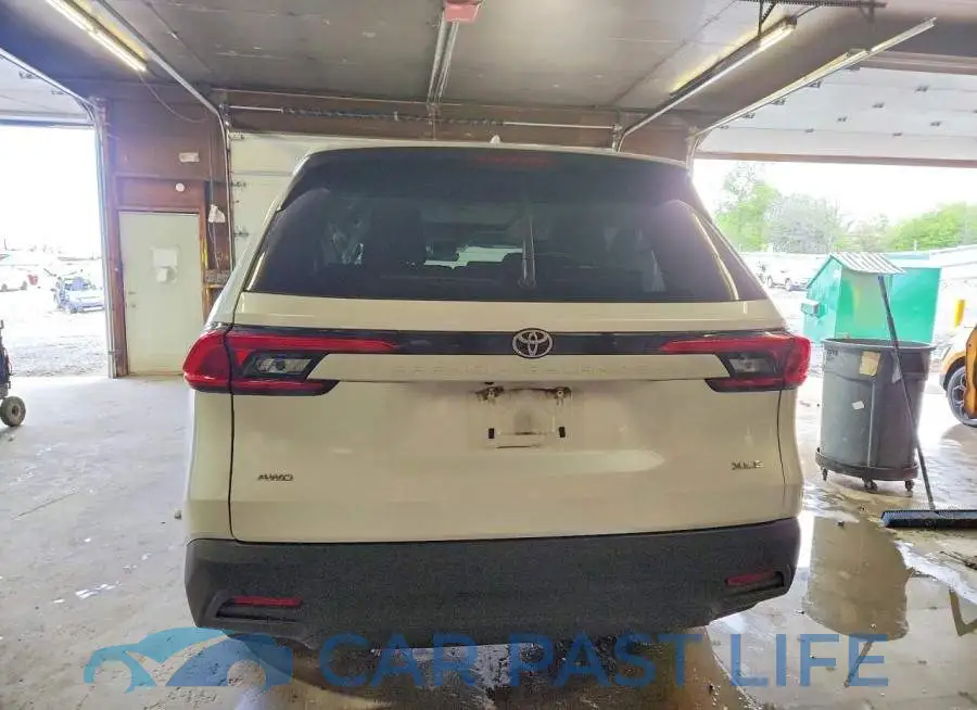5TDAAAB57RS037153# 6