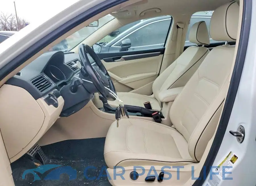 1VWDT7A34HC086284# 7